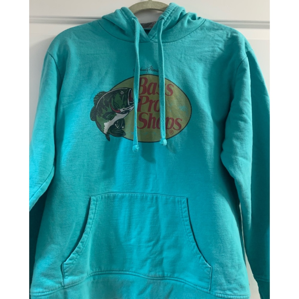 Bass pro shop sweatshirt